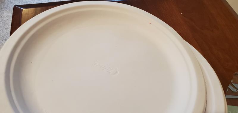 Amscan Shining Season Round Paper Plates - 60 Count, 9 Inch, Silver & White Snowflake Holiday Party Plates