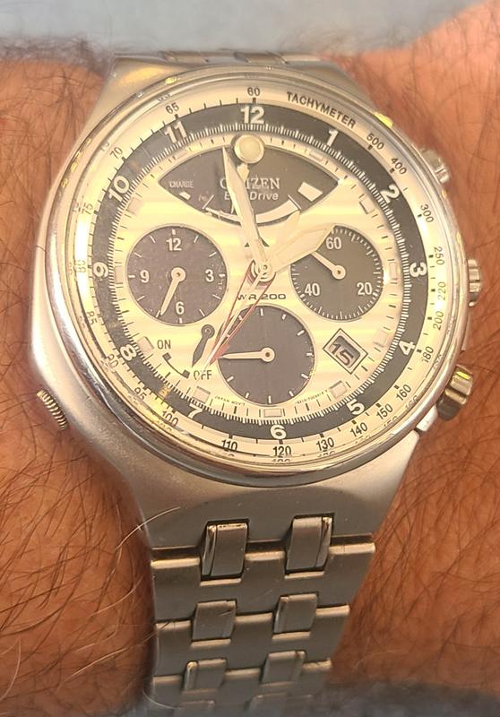 Citizen hotsell calibre 2100