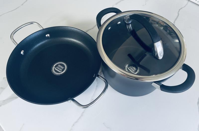 Circulon® Symmetry 3Piece Cookware Set in Black Bed Bath & Beyond