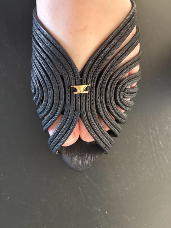 Review Thumbnail Image 0 382113377