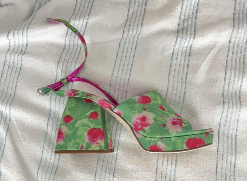 Review Thumbnail Image 0 257832462