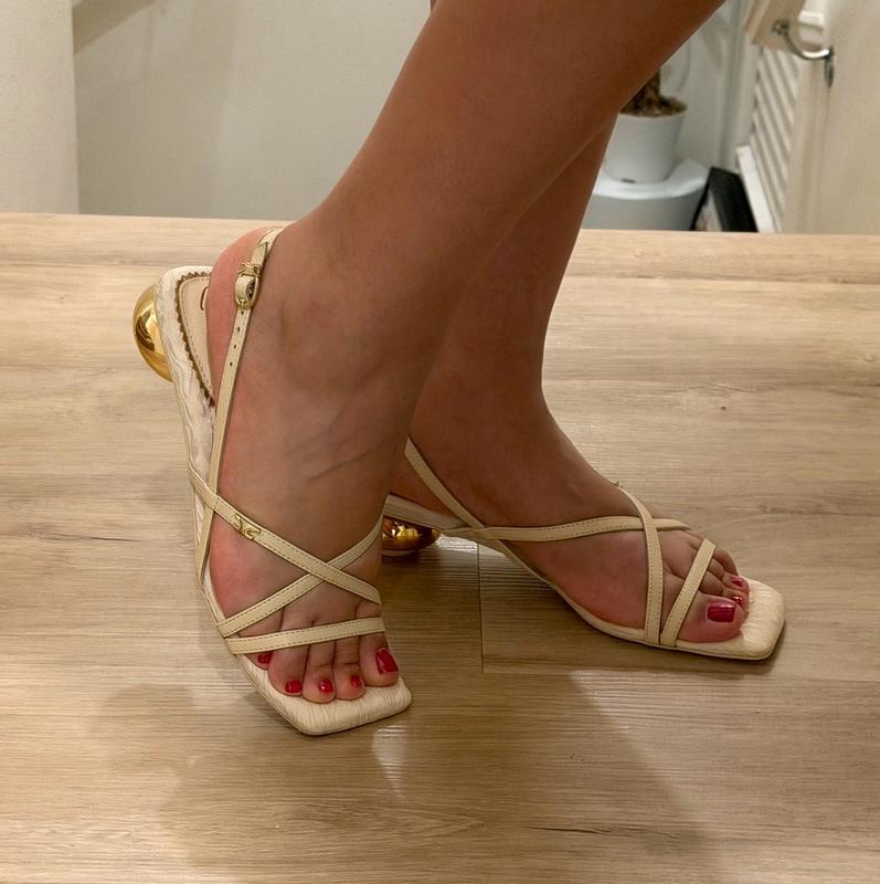 Review Thumbnail Image 2 387839566