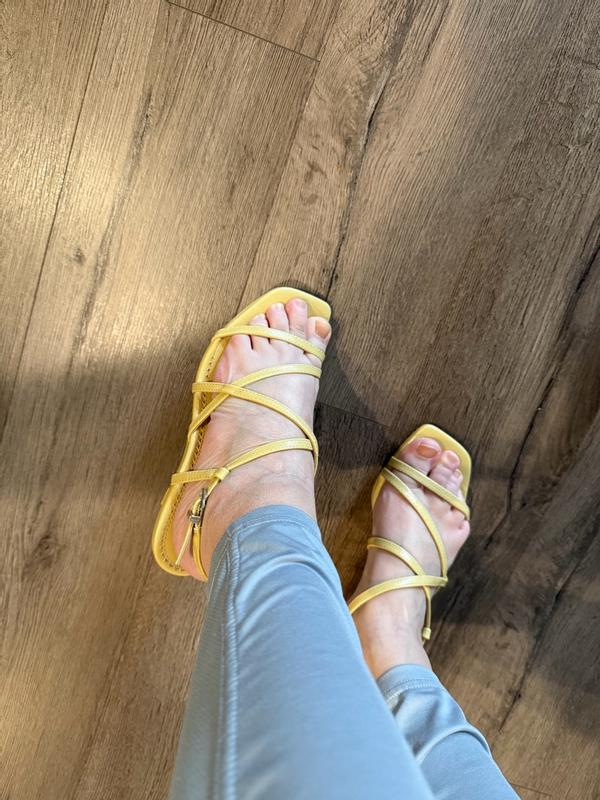 Review Thumbnail Image 1 382563802