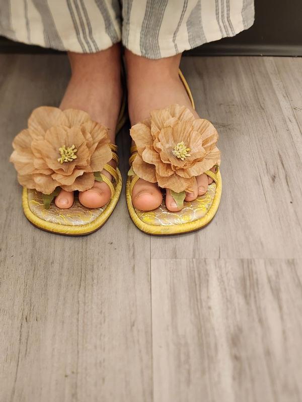 Review Thumbnail Image 1 382323383