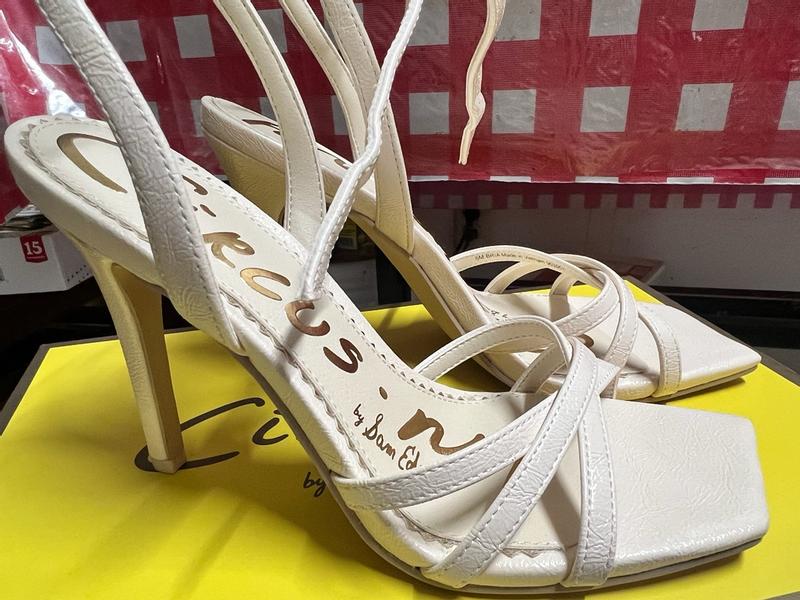 Review Thumbnail Image 0 381843650