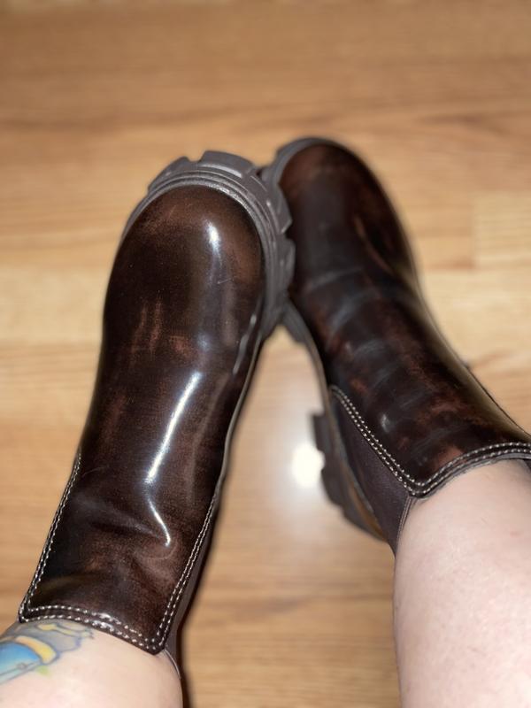 They Fit my Feet! Which is hat to do!