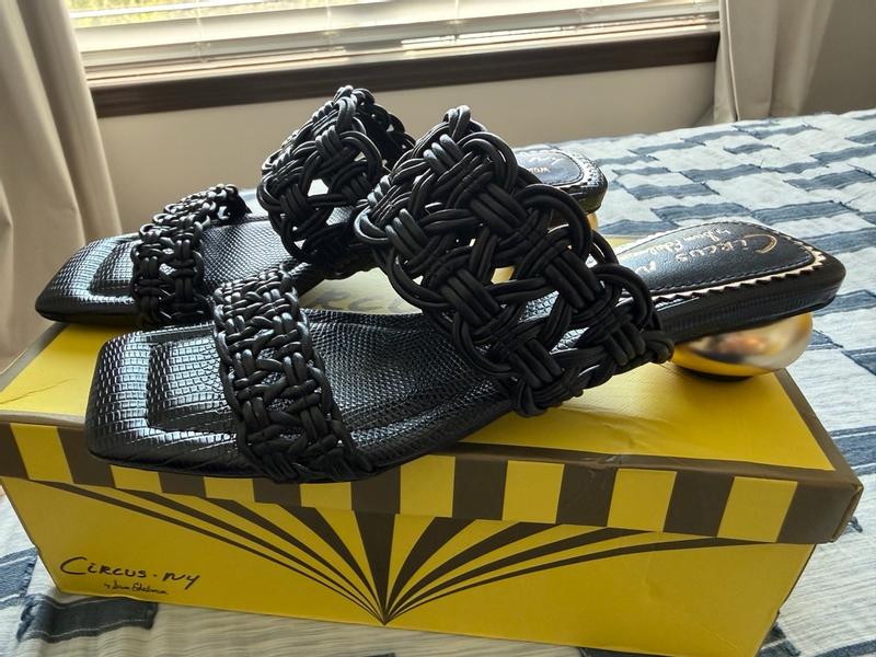 Customer photo for "Cute and casual for summer"