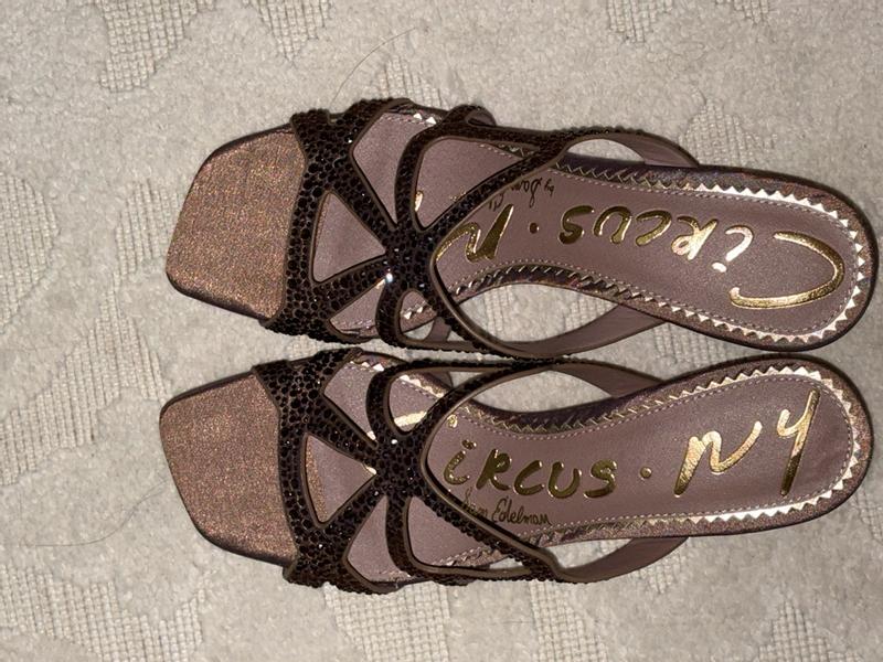 Review Thumbnail Image 0 385185754