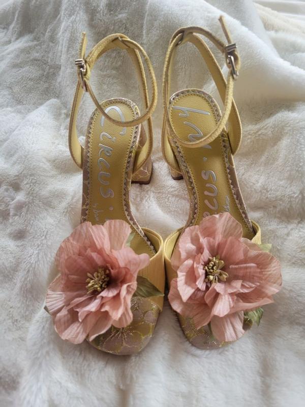 Review Thumbnail Image 0 382387144