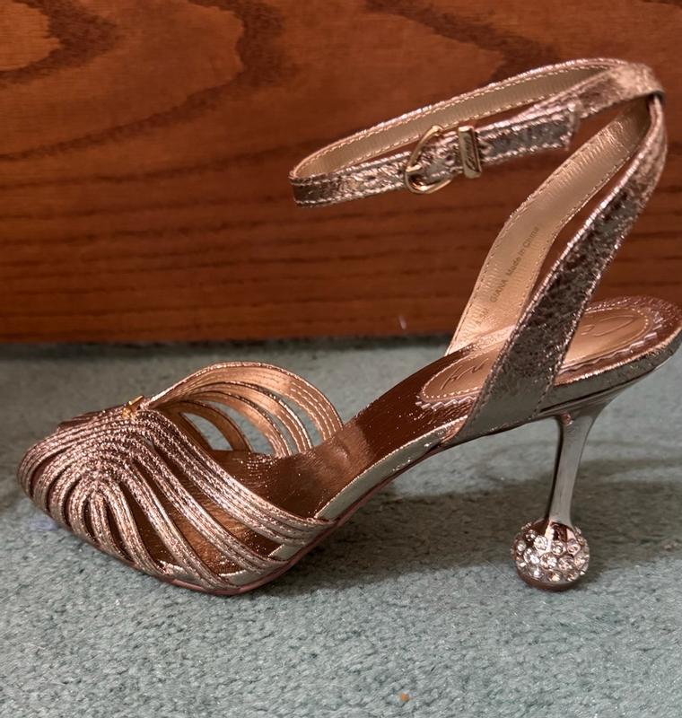 Gorgeous and Elegant!