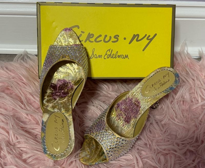 Review Thumbnail Image 2 382189375