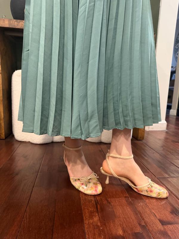 Review Thumbnail Image 1 383550946