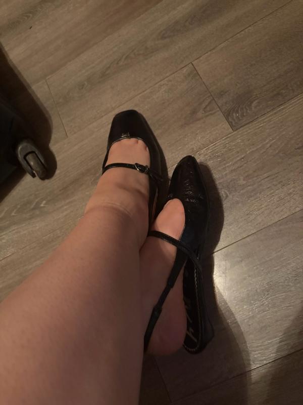 Review Thumbnail Image 0 384386183