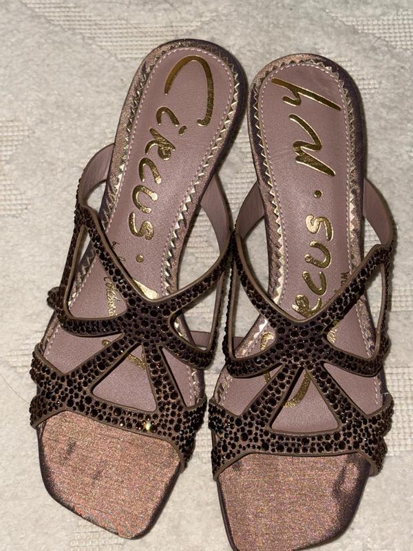 Review Thumbnail Image 1 385185754
