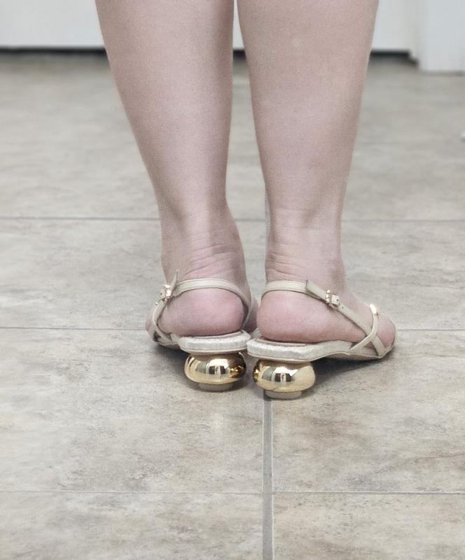 Customer photo for "Unique but it hurts"
