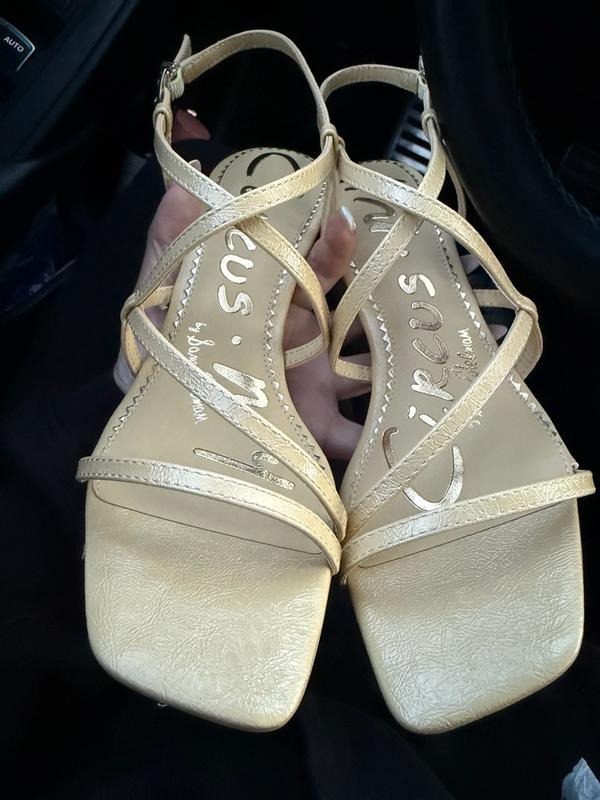 Review Thumbnail Image 0 384596034