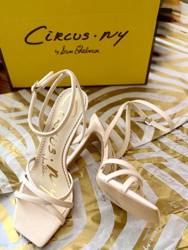 Review Thumbnail Image 0 381907764