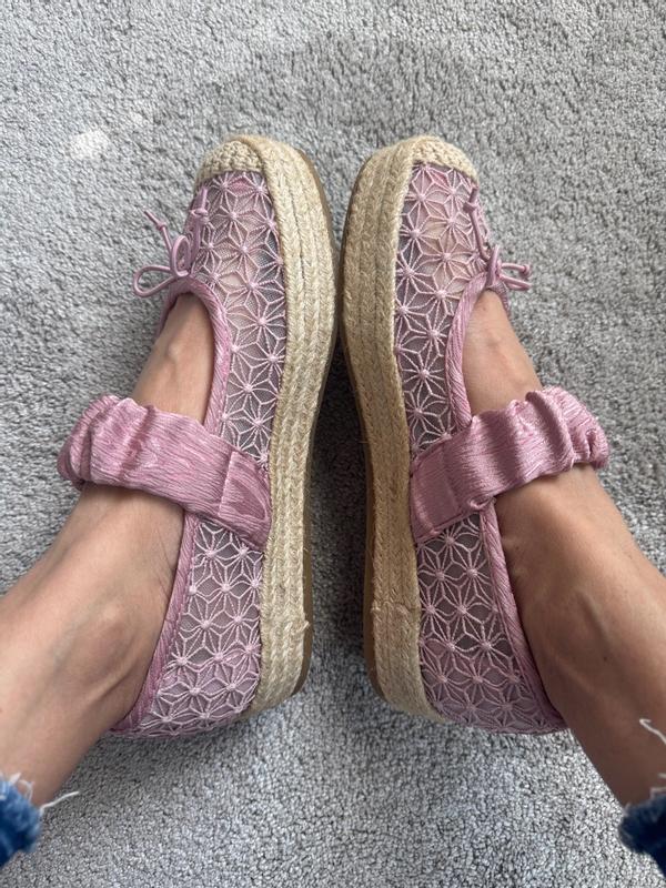 Review Thumbnail Image 1 382383253