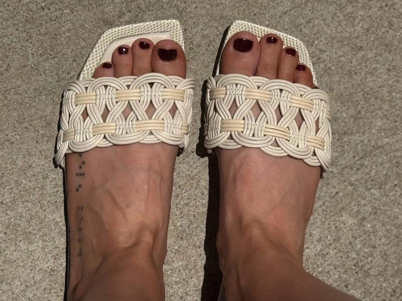 Review Thumbnail Image 2 393453047