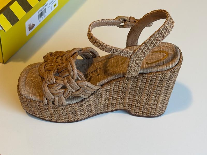 Review Thumbnail Image 1 387998543