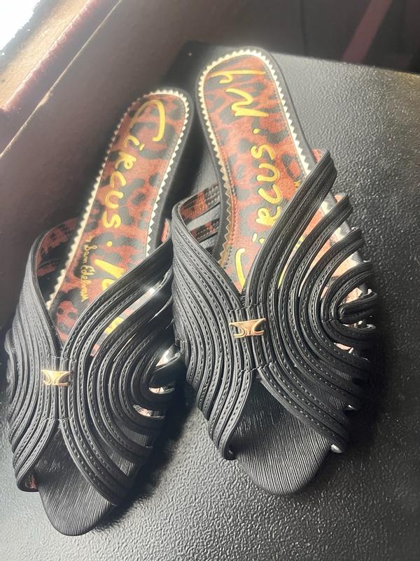 Review Thumbnail Image 0 383304114