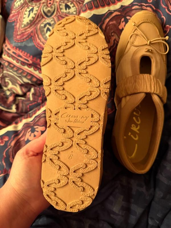 Review Thumbnail Image 3 385094431