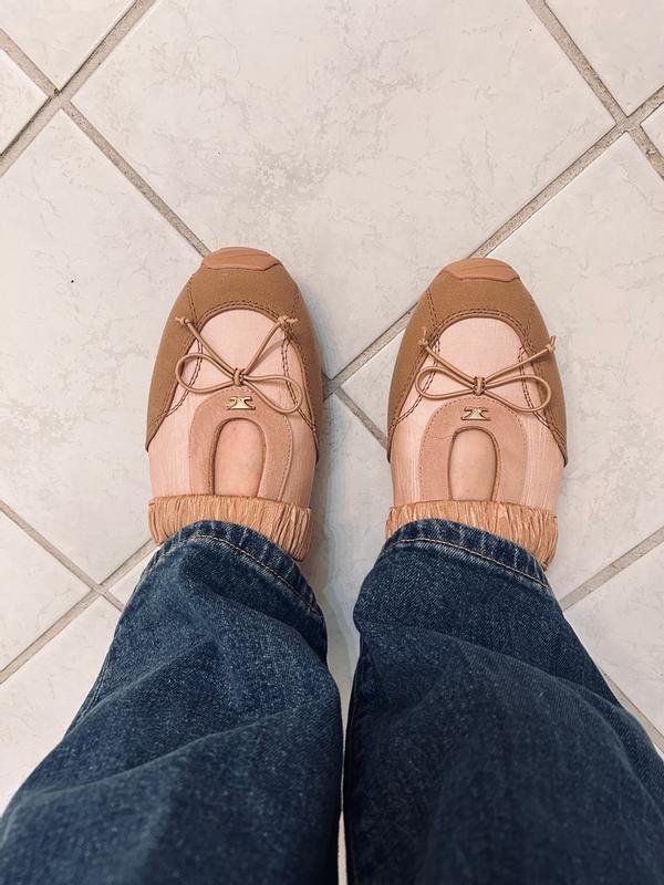 Customer carousel item 1.