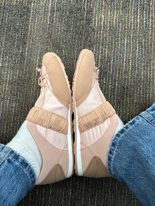 Review Thumbnail Image 1 383127261