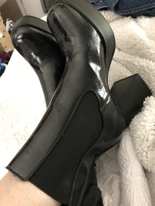 Photo from Shoe a holic