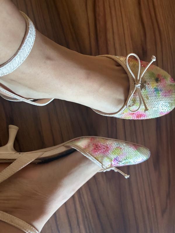 Review Thumbnail Image 0 383388244