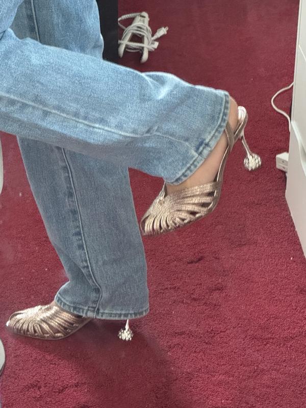 Review Thumbnail Image 0 383076647