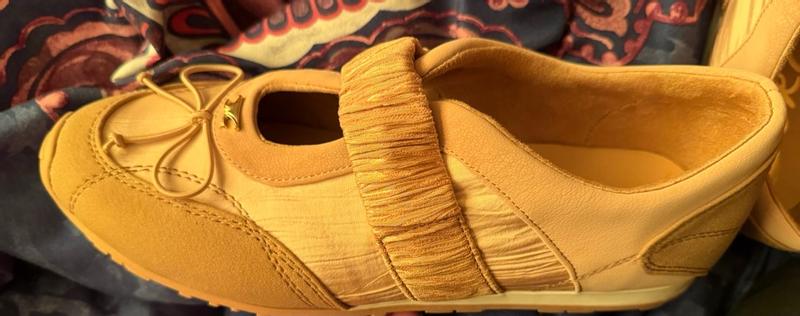 Review Thumbnail Image 1 385094431