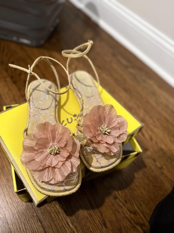 Gorgeous sandal