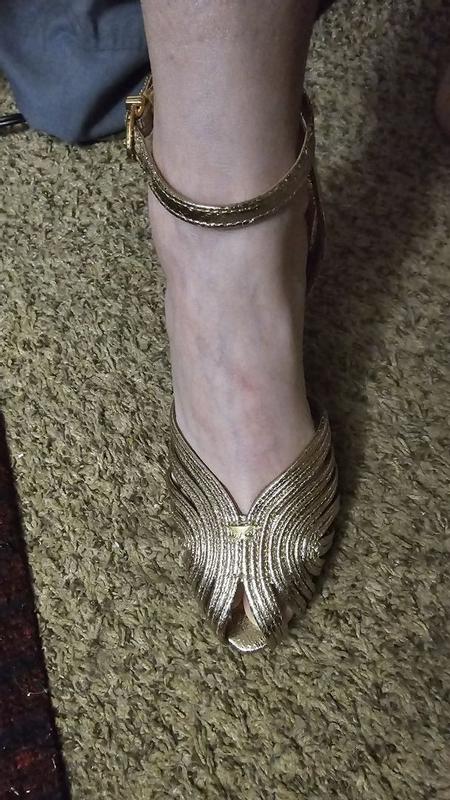 Review Thumbnail Image 0 382090202