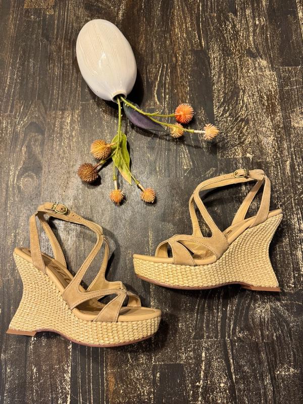 Review Thumbnail Image 0 385242621