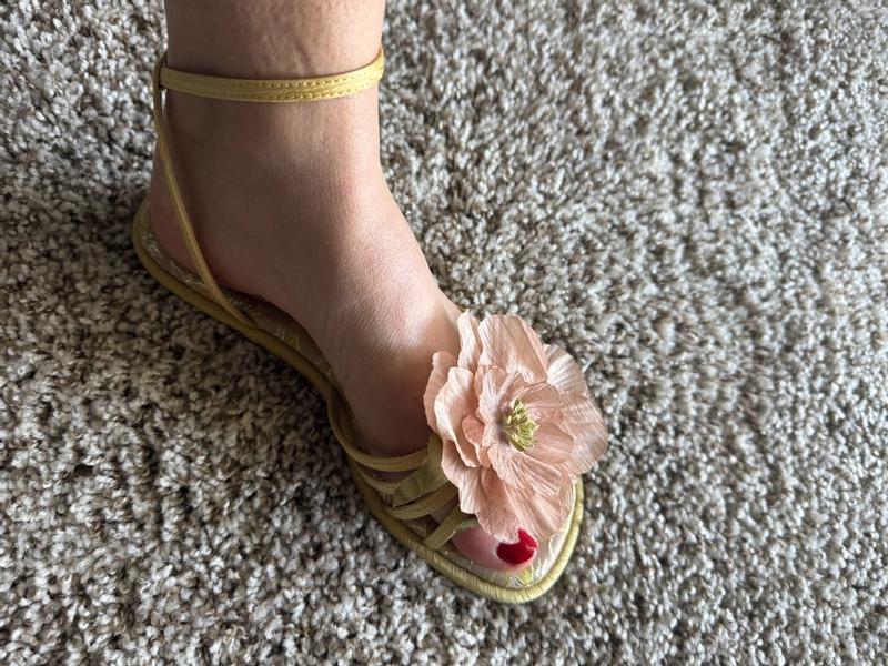 Review Thumbnail Image 2 381922318