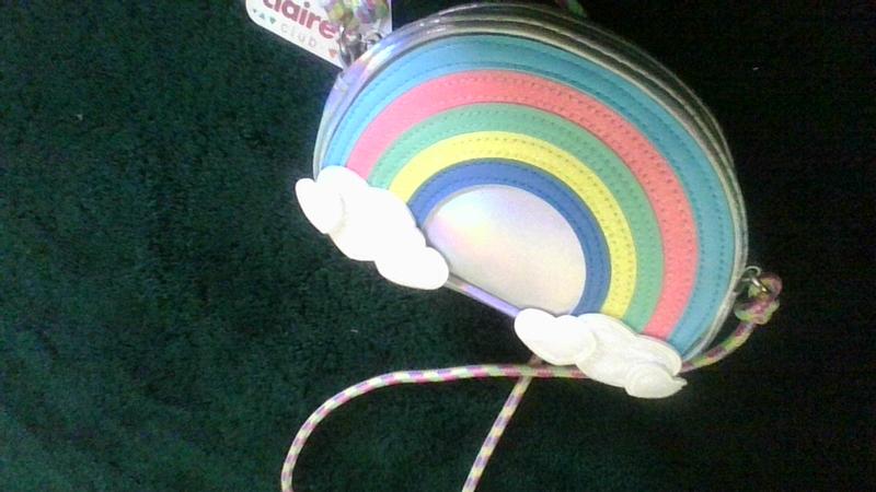 Fried Egg Crossbody – a rainbow in your cloud