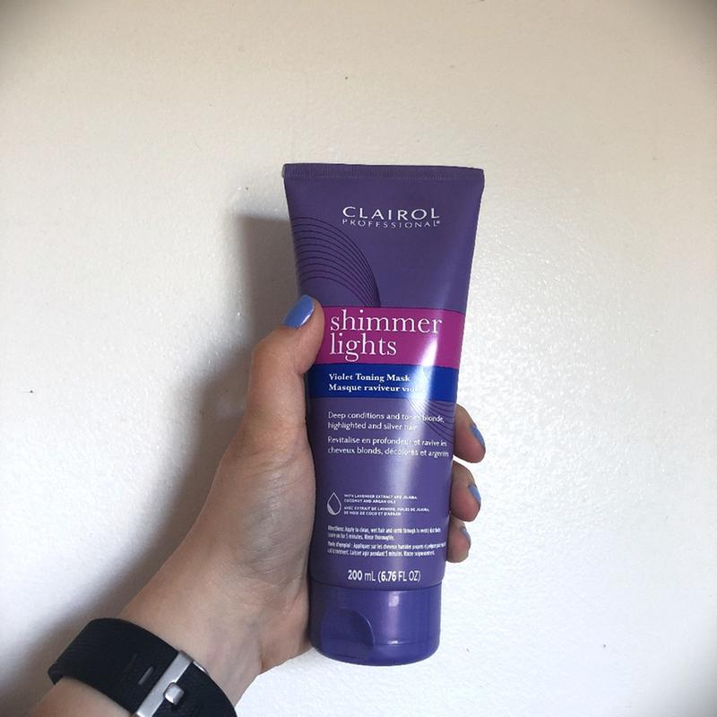 SHIMMER LIGHTS™ Violet Toning Mask 6.76 oz / 200 ml · Clairol Open 