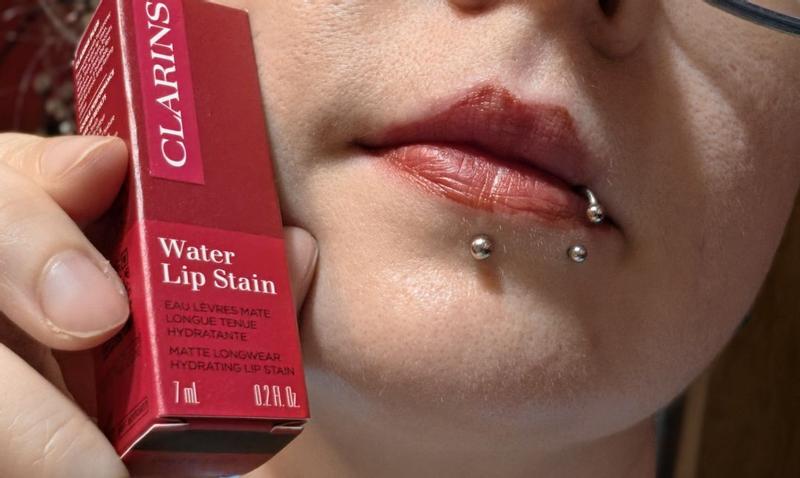Customer photo for "Clarins"
