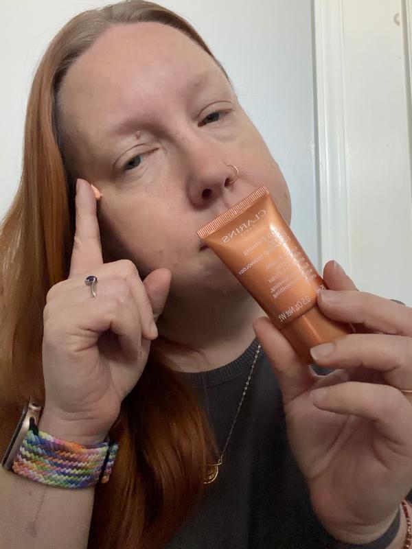 Customer carousel item 12.