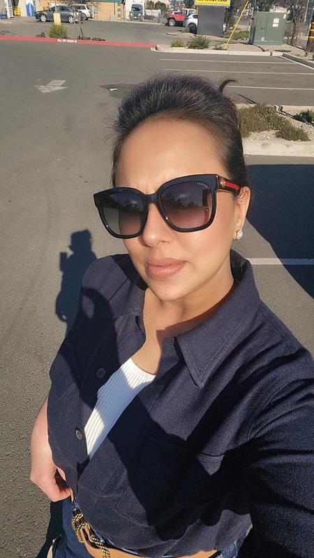 Review Thumbnail Image 0 179480737