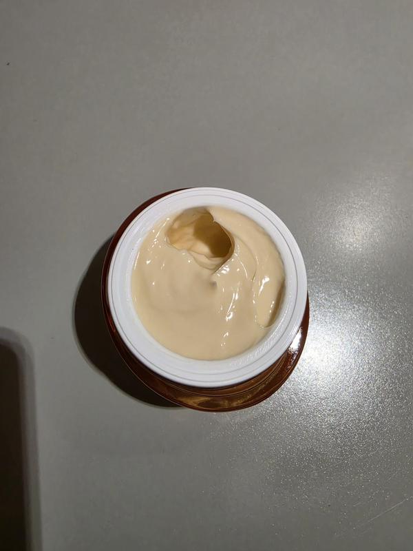 Review Thumbnail Image 0 180634564