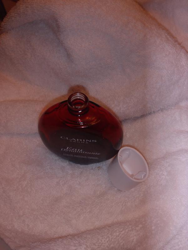 Great fragrance lousy bottle