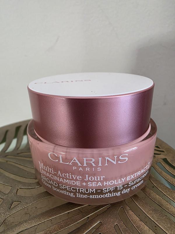 Multi-Active Day SPF 15: Anti-Aging Cream | CLARINS®