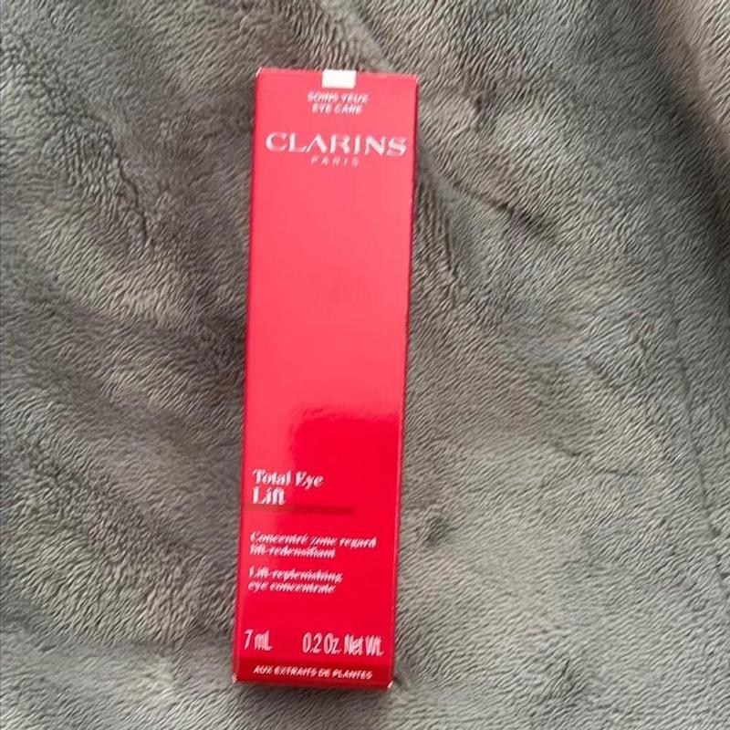 Customer photo for "Perfect for eyes!"