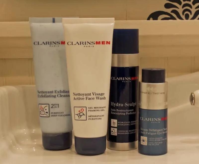 Customer carousel item 1.