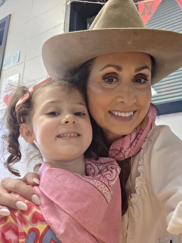 Customer carousel item 1.