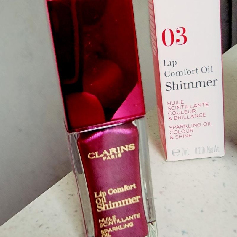 Customer photo for "Best lip oil"