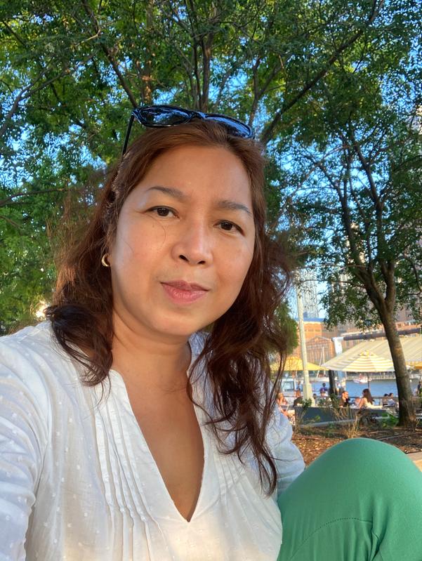 I’m 53 years old  and my skin doesn’t look like one because of Clarins!! Amazing!!!❤️