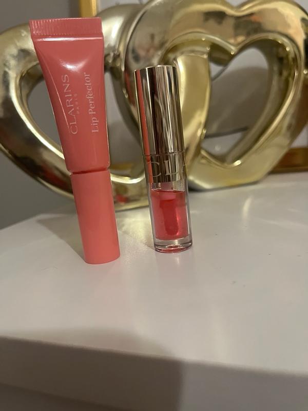 Customer carousel item 9.